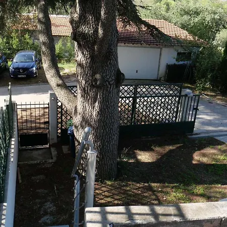 Duplex Pinede Et Garrigue Casa vacanze Nîmes
